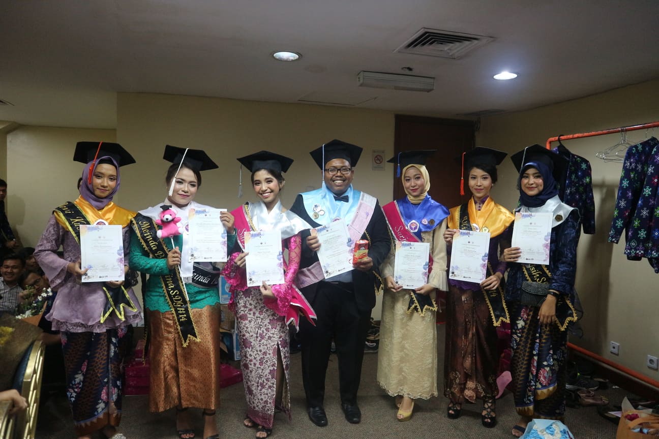 Wisuda Diploma Tiga, Sarjana, Magister, dan Doktor Universitas Gunadarma