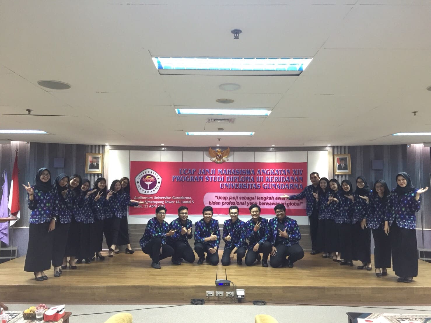 Ucap Janji Mahasiswa Angkatan XIV Program Studi Diploma Tiga Kebidanan Universitas Gunadarma